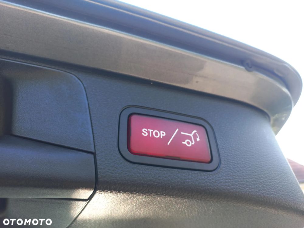 Mercedes-Benz Klasa C 180 (BlueTEC) d Avantgarde - 12