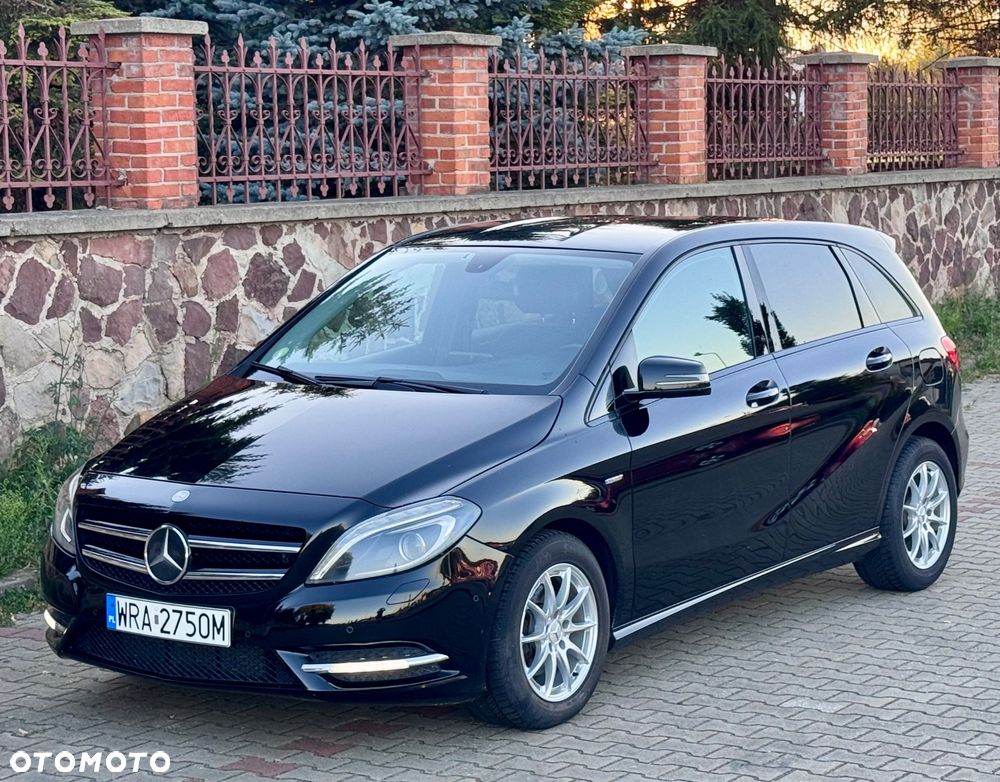 Mercedes-Benz Klasa B 180 CDI (BlueEFFICIENCY) 7G-DCT - 8