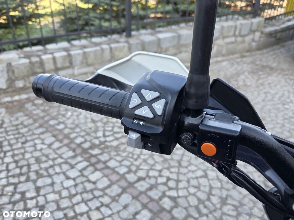 KTM Adventure - 20
