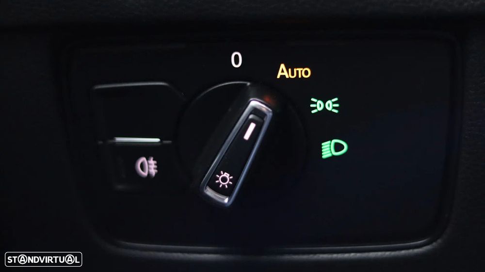 VW Arteon Shooting Brake 2.0 TDI Elegance DSG - 17