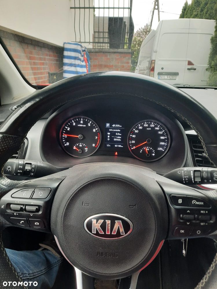 Kia Stonic - 7