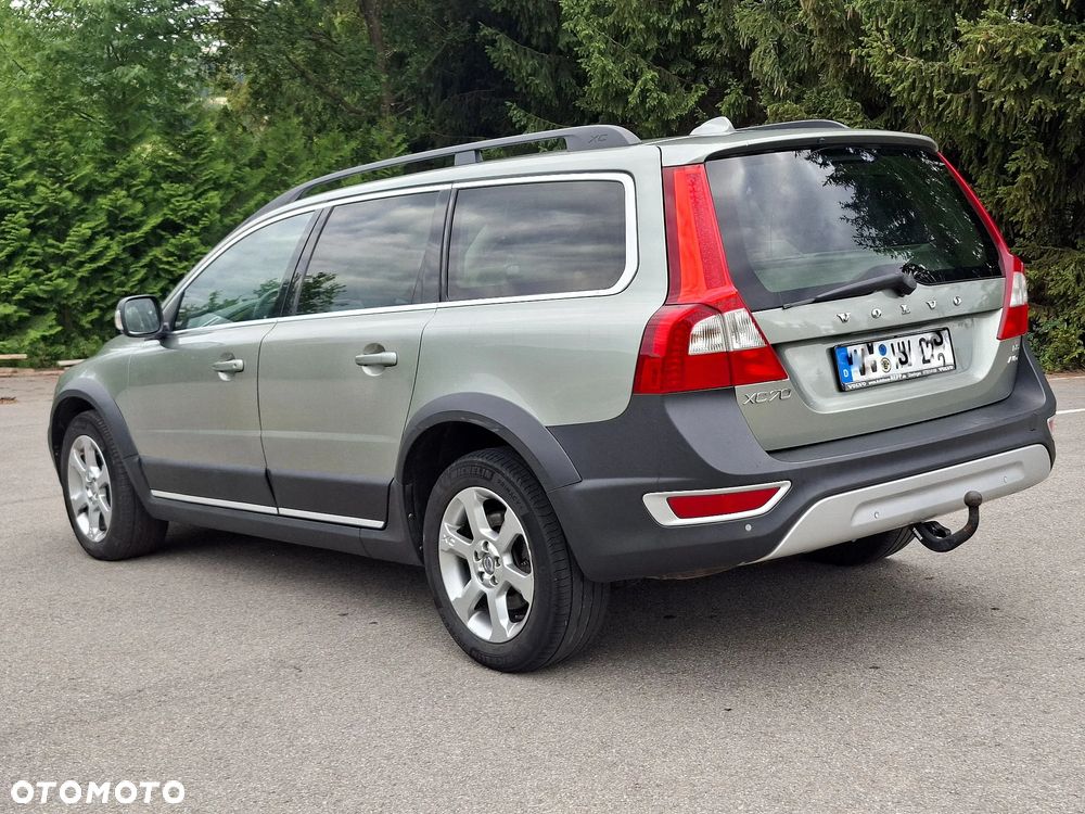 Volvo XC 70 D5 AWD Summum - 5