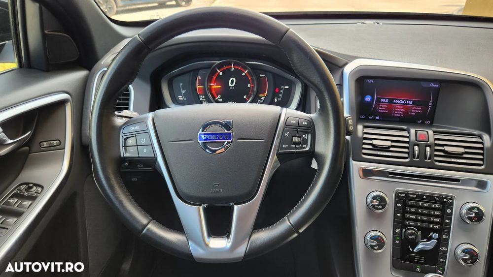 Volvo XC 60 D4 Geartronic Inscription - 17