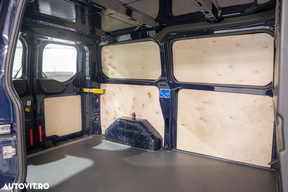 Ford Transit Custom 310 LWB Combi Base - 12