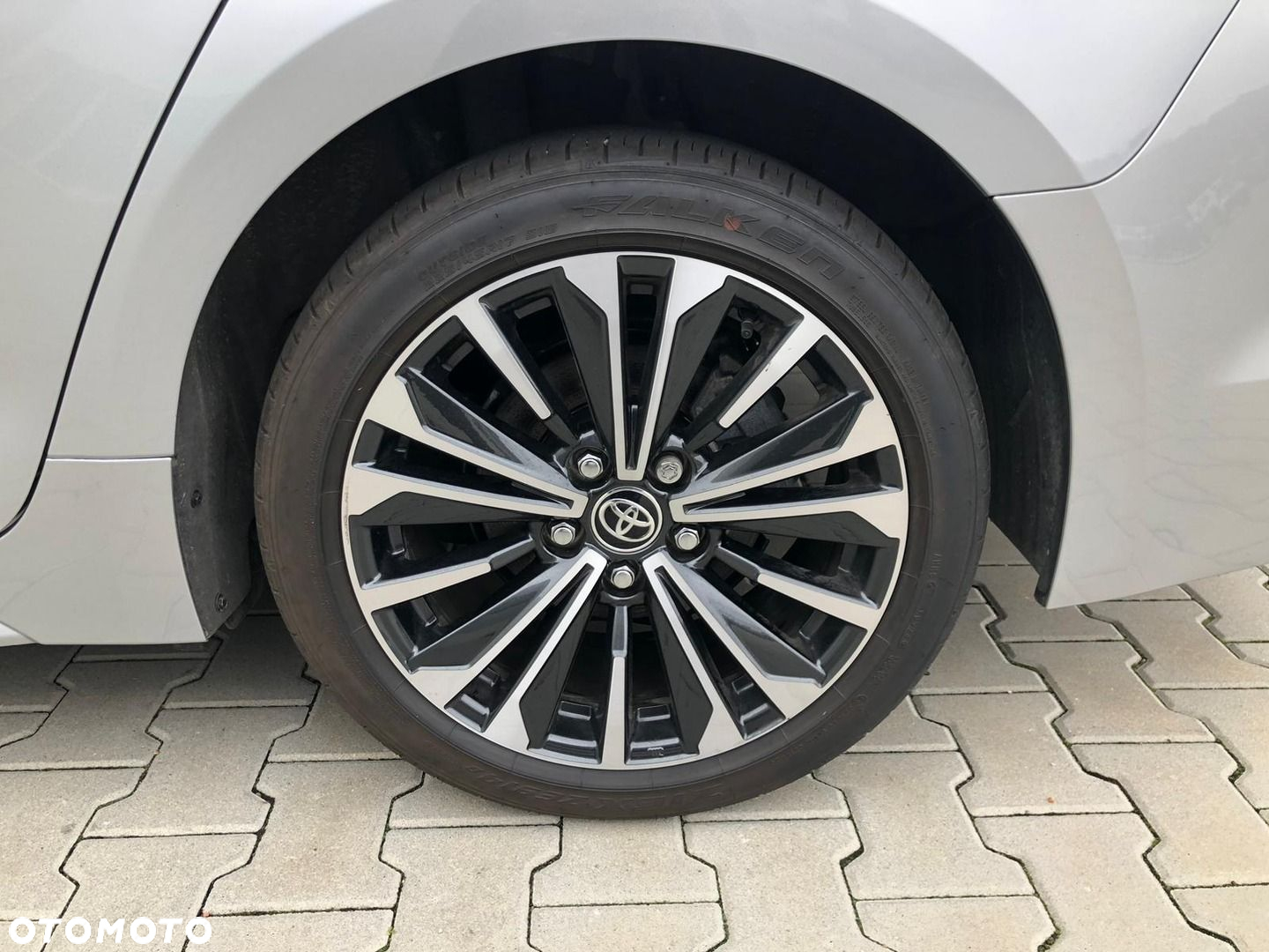 Toyota Corolla 1.8 Hybrid Style - 35