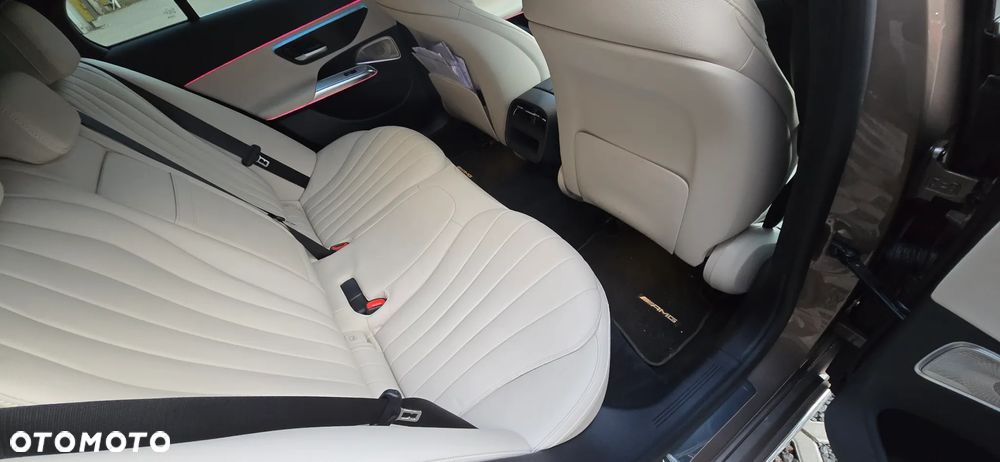 Mercedes-Benz Klasa E - 19