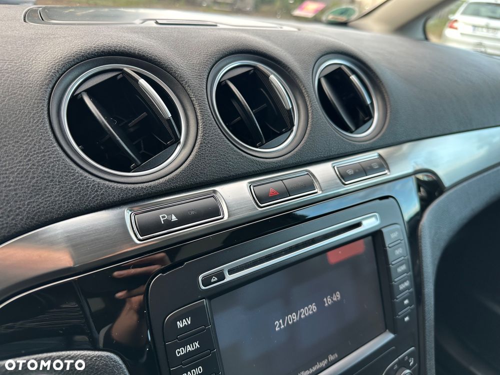 Ford Galaxy 2.0 TDCi Platinium X - 25
