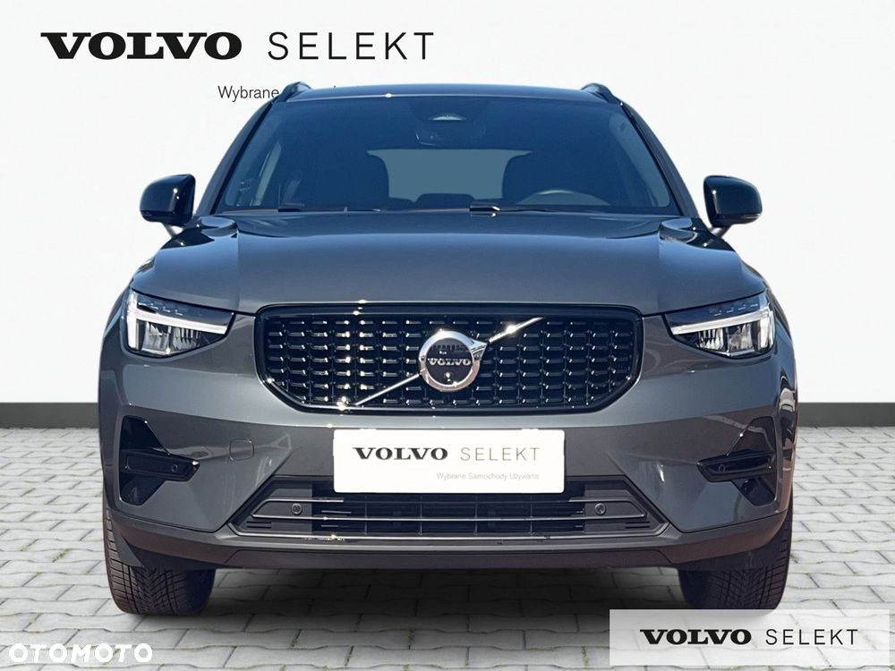 Volvo XC 40 - 3