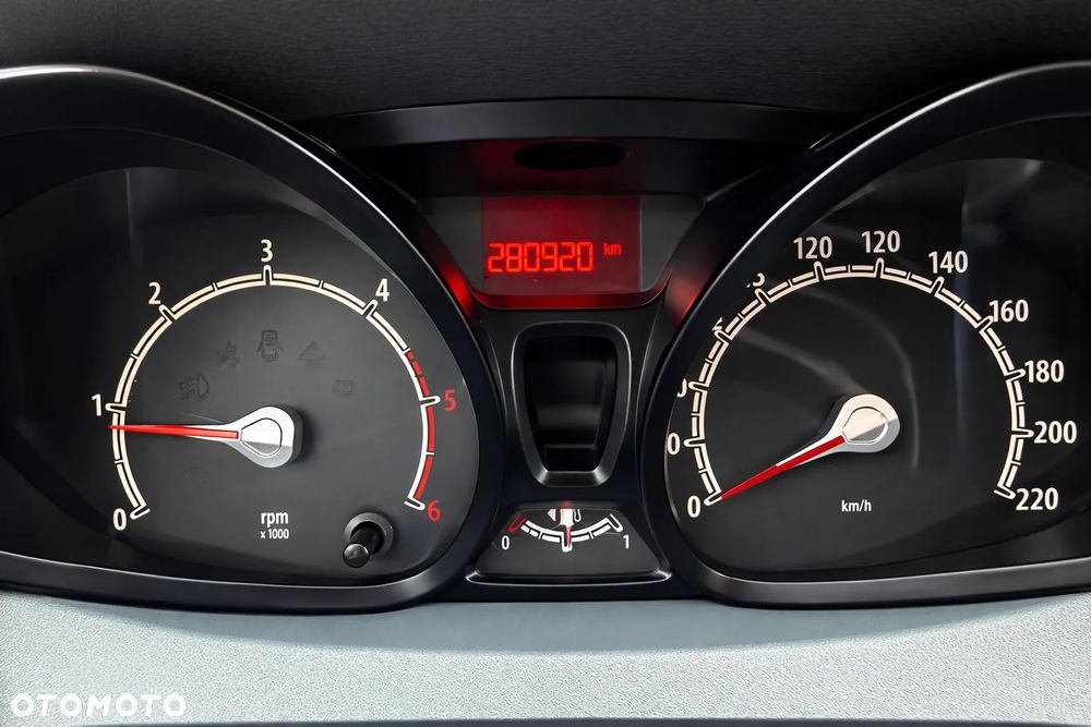 Ford Fiesta 1.4 TDCI - 18