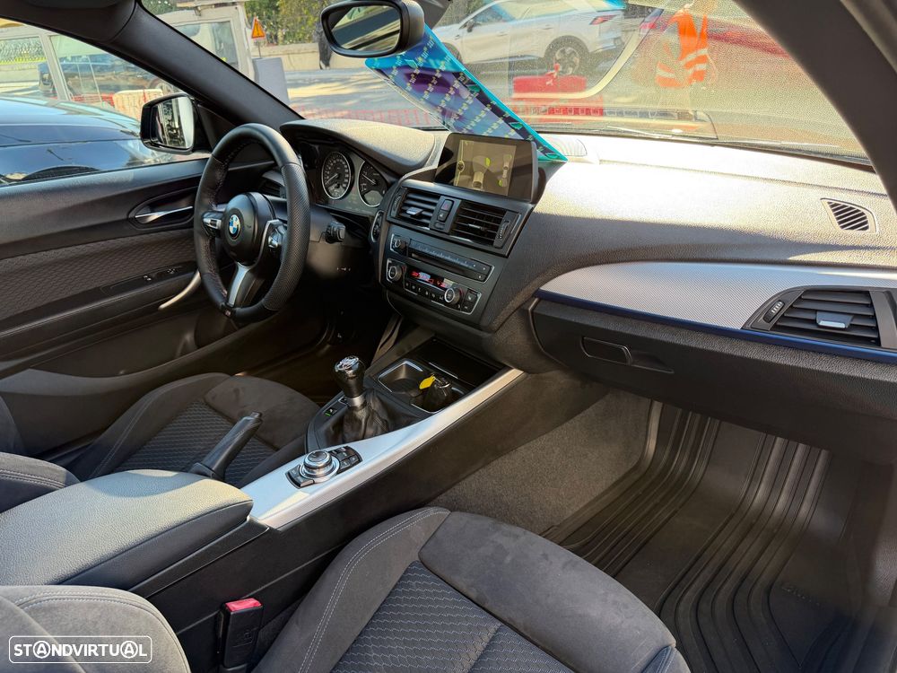 BMW 120 d Pack M - 48