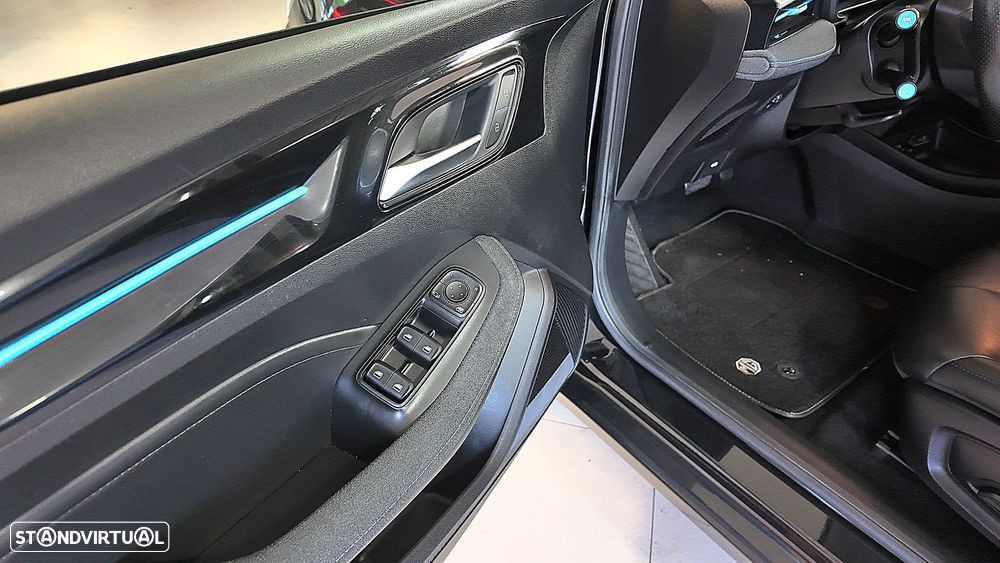 MG MG5 5 Maximal Luxury - 14