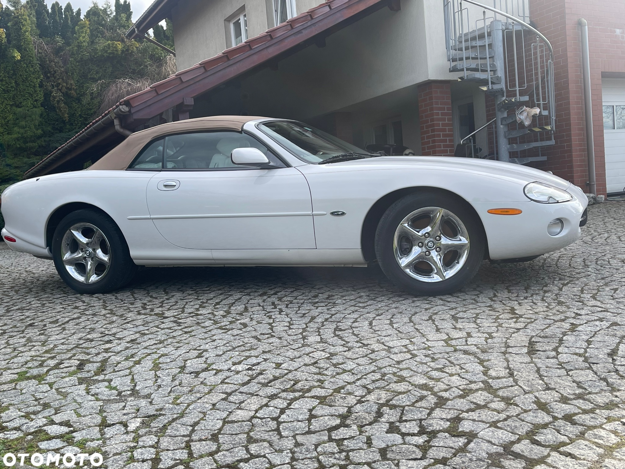 Jaguar XK8 4.0 - 9