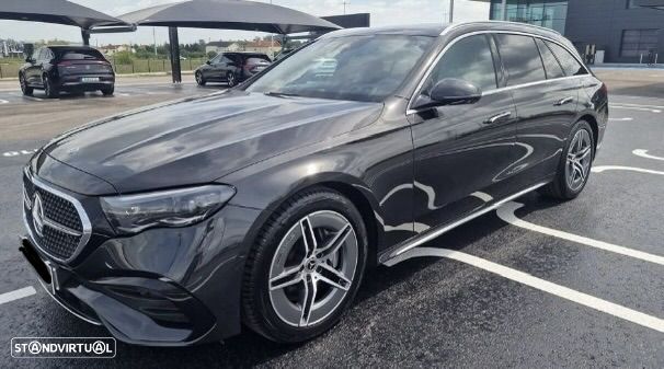 Mercedes-Benz E 300 de AMG Line - 3