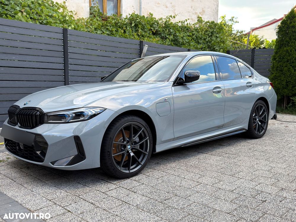 BMW 3 Series 2024 — imagine 5
