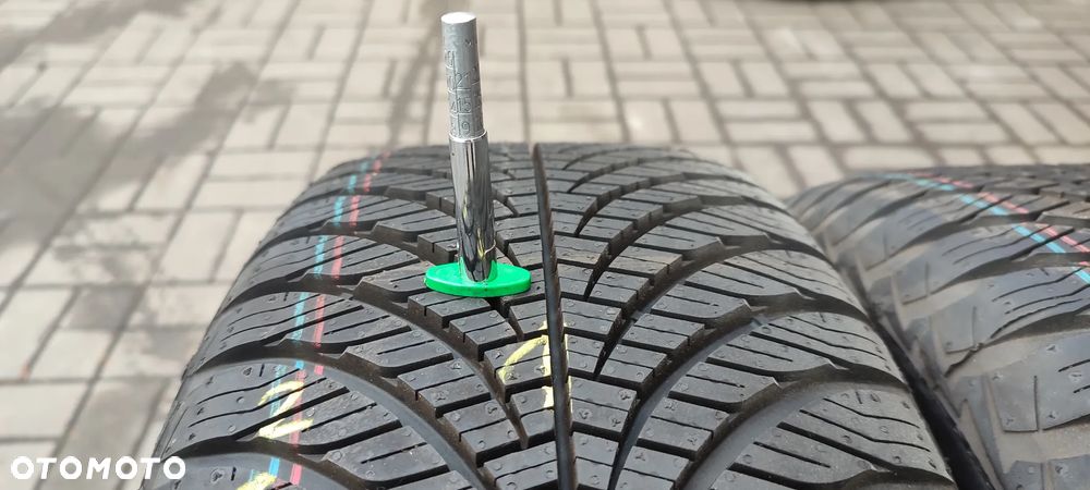 OPONY WIELOSEZONOWE 215/60R17 GOODYEAR VECTOR 4 SEASONS GEN 2 (2321) 96H WIELOSEZON 4 SZTUKI KOMPLET - 8