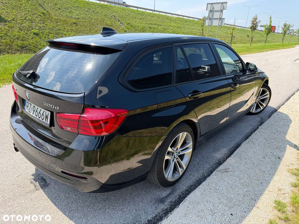 BMW Seria 3 320d xDrive Sport Line - 18