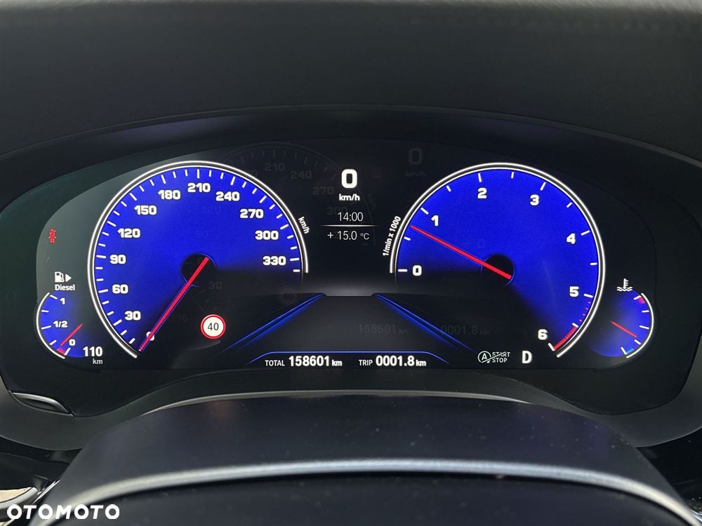 BMW Seria 5 530d xDrive - 10