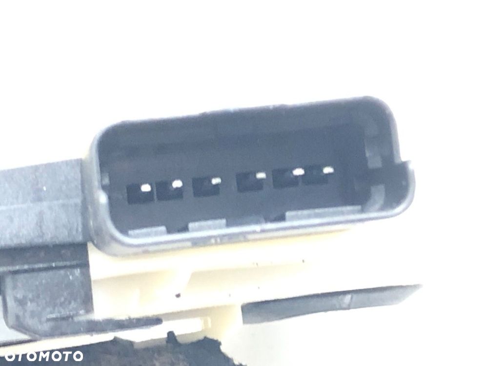 ZAMEK DRZWI PRAWY TYŁ  CITROEN BERLINGO (ER_, EC_) 2018 - 2022 1.5 BlueHDi 100 75 kW [102 KM] olej - 3