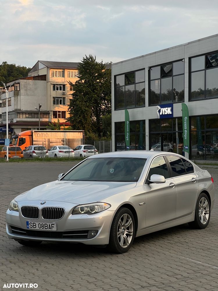 BMW Seria 5 525d xDrive - 1