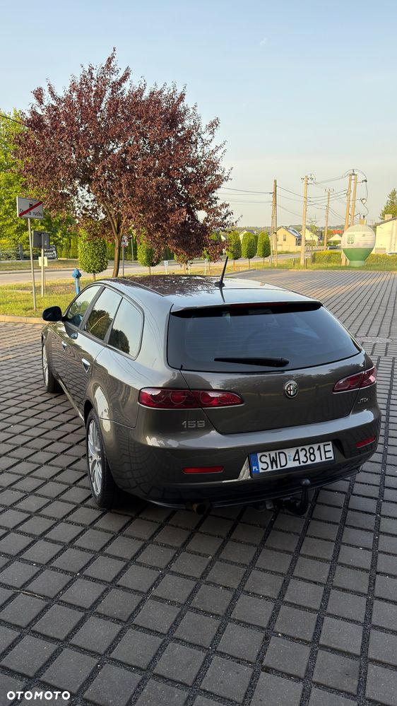 Alfa Romeo 159 1.9 JTDM 8V DPF - 9