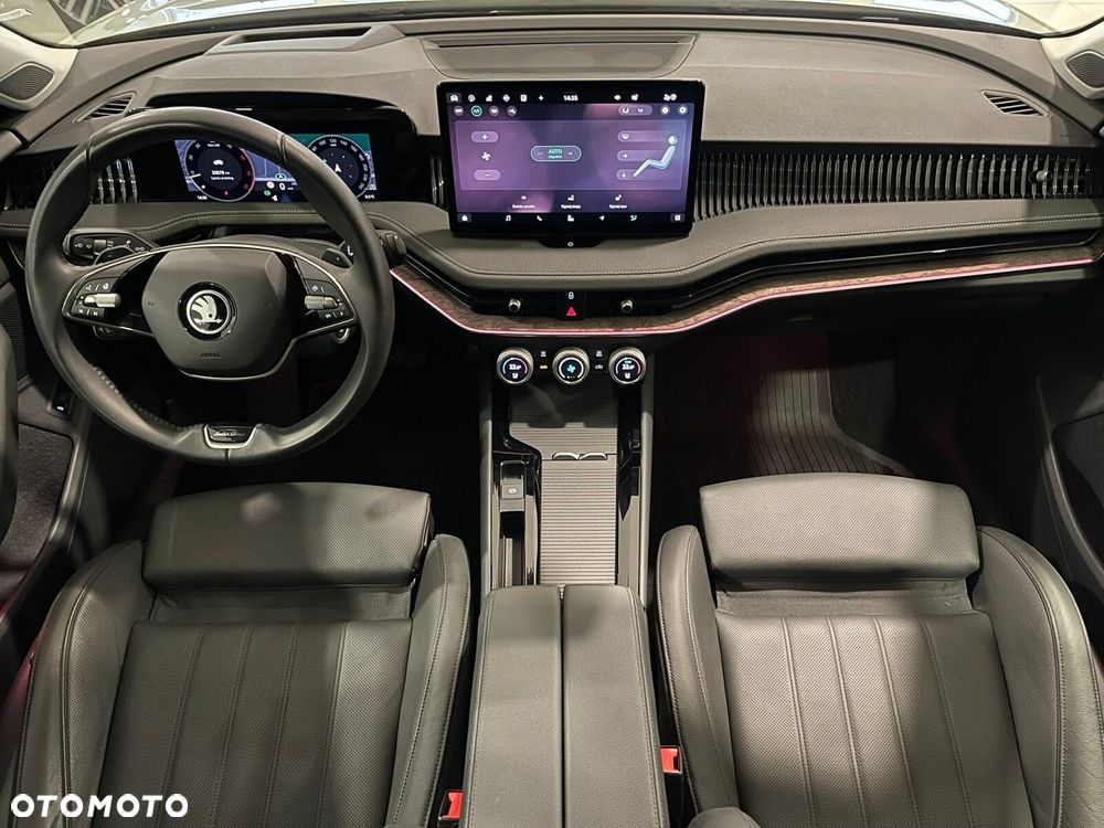 Skoda Superb 2.0 TDI SCR L&K DSG - 12