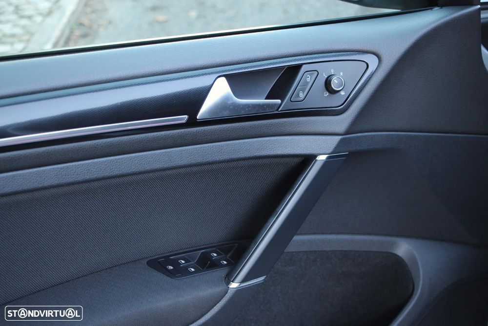 VW Golf 2.0 TSi GTi Performance - 12