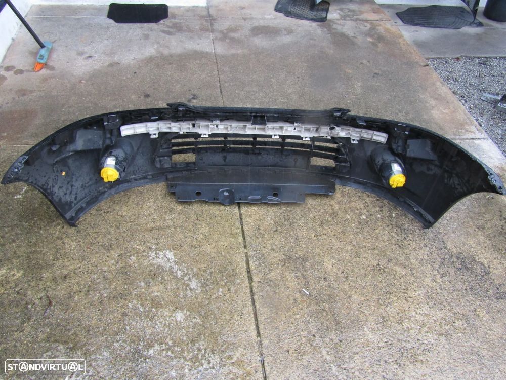 Para-choques Citroen C3  ano 2005 c/farois de nevoeiro original em bom estado - 5