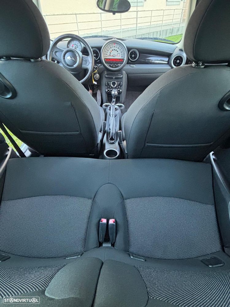 MINI 3 Portas Cooper SD - 9