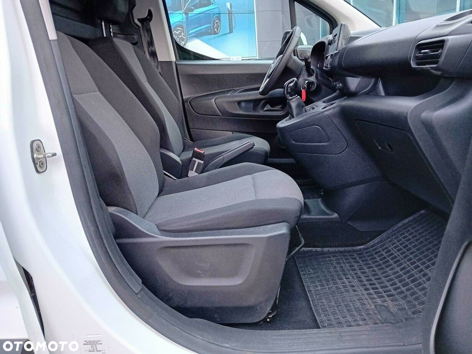 Opel Combo - 13