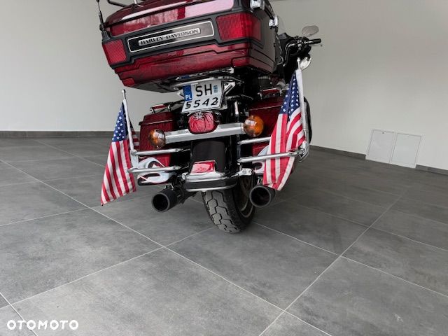 Harley-Davidson FLH Electra Glide - 16