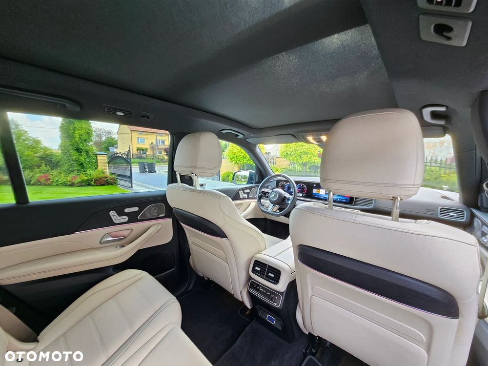 Mercedes-Benz GLS - 20