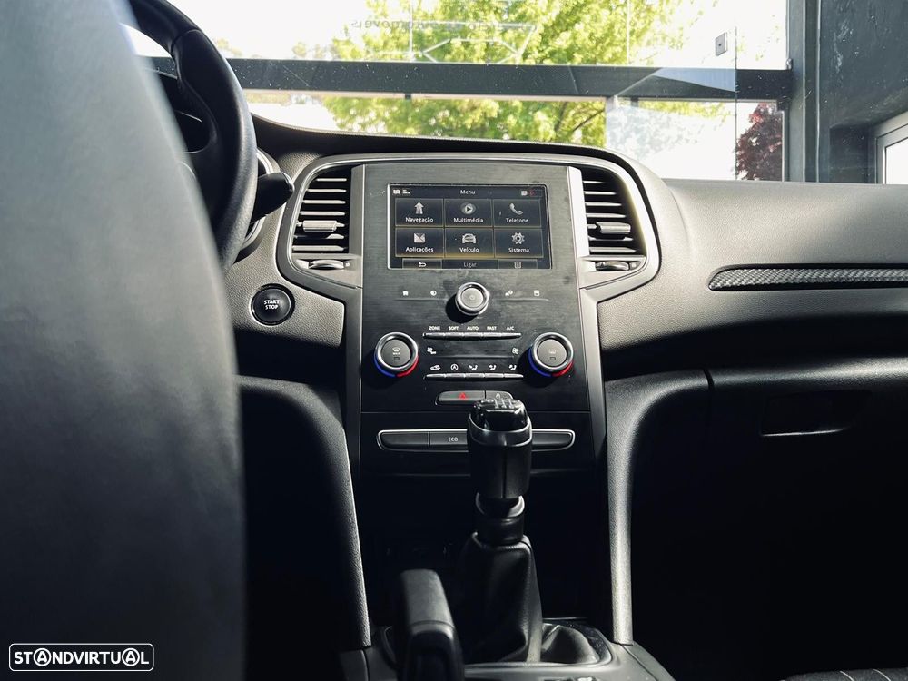 Renault Mégane 1.5 Blue dCi Limited - 23