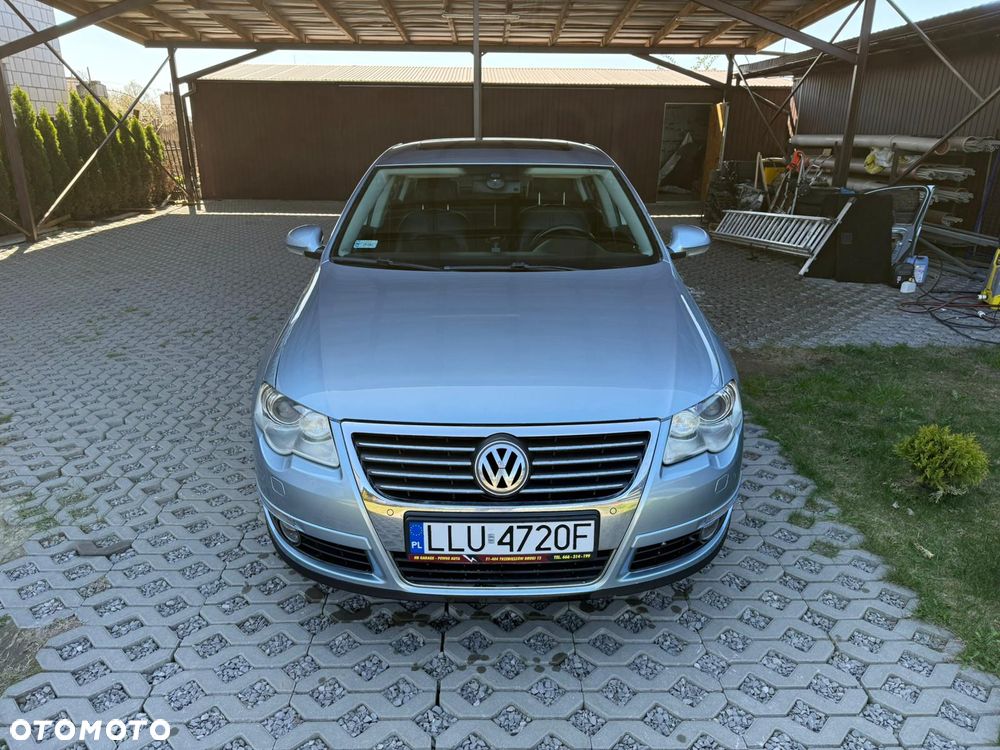 Volkswagen Passat 2.0 TDI DPF Highline DSG - 2