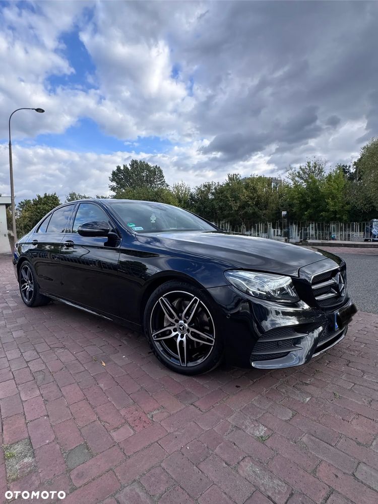 Mercedes-Benz Klasa E 220 d 4-Matic 9G-TRONIC - 2