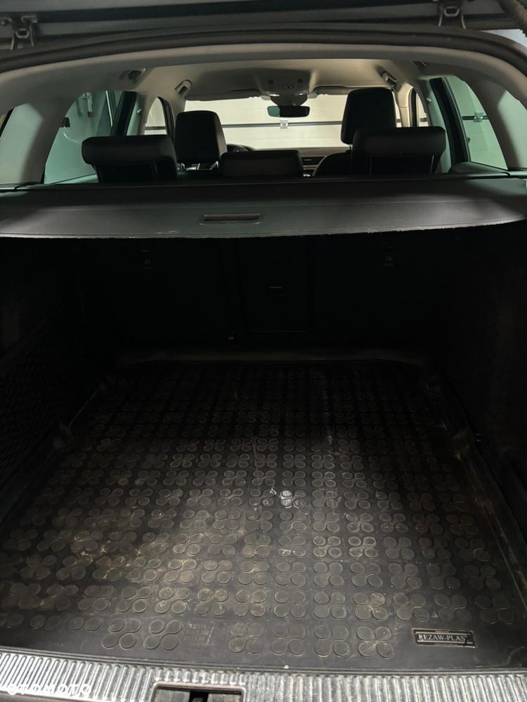 Skoda Superb 2.0 TDI L&K DSG - 14