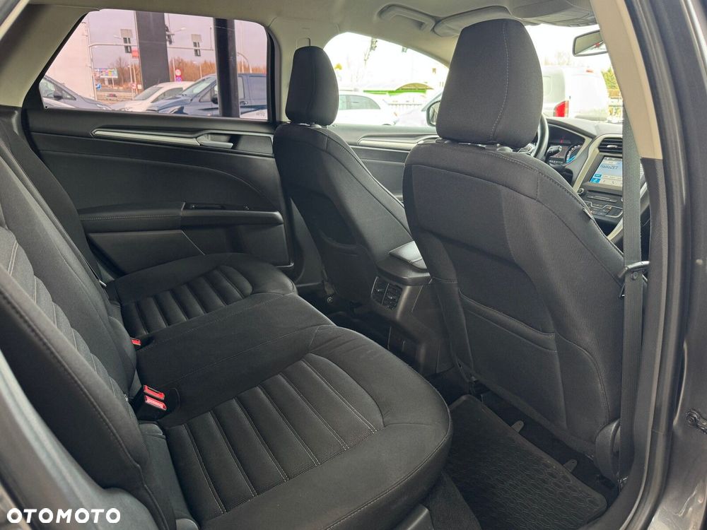 Ford Mondeo - 20