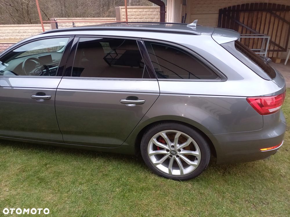 Audi A4 Avant 2.0 TDI S tronic - 25