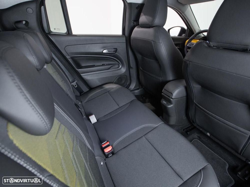 Jeep Avenger 54 kWh Summit - 11