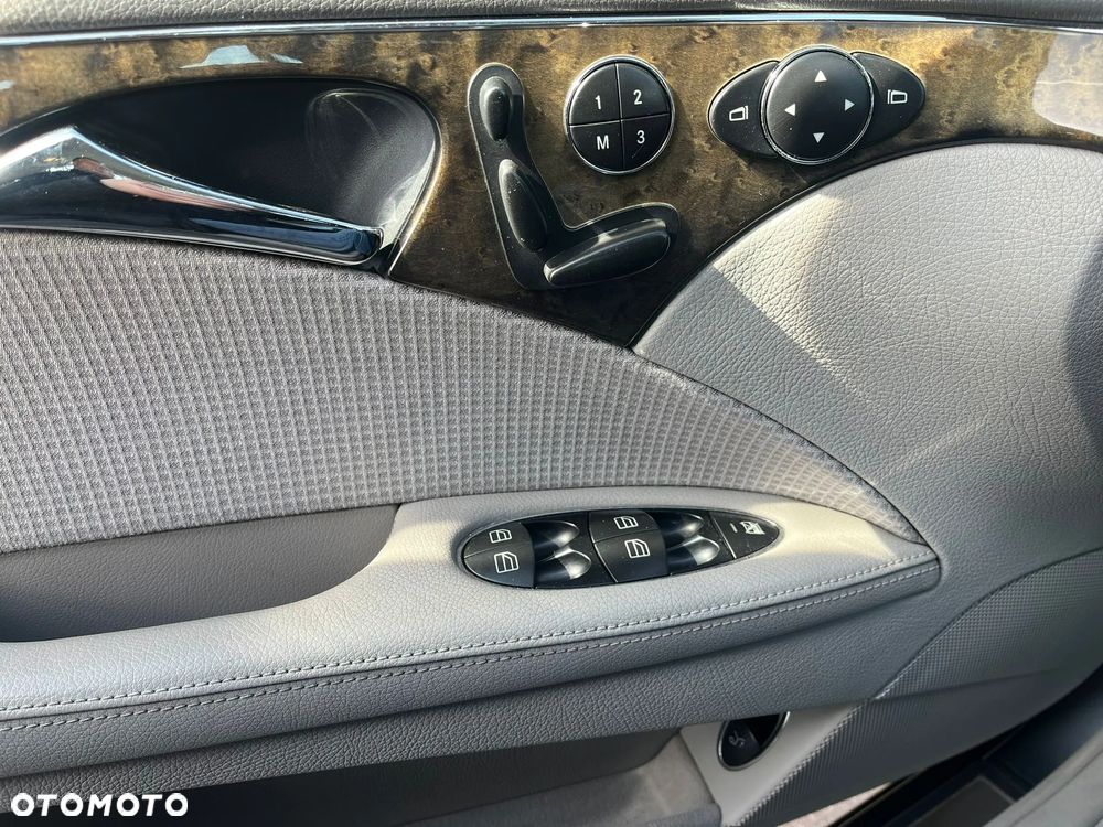 Mercedes-Benz Klasa E - 13