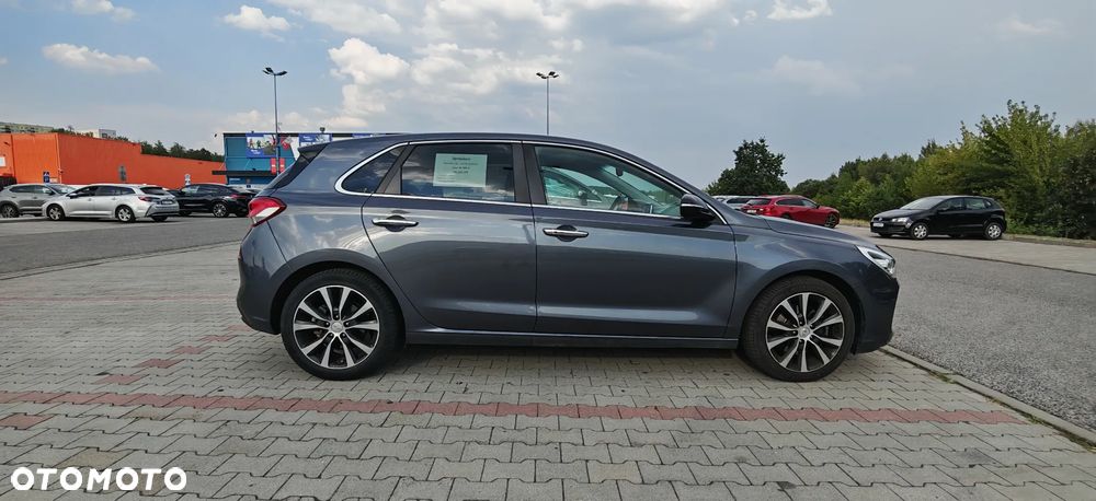 Hyundai i30 1.6 CRDi Premium - 4