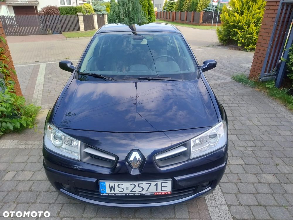 Renault Megane 1.6 Avantage - 9