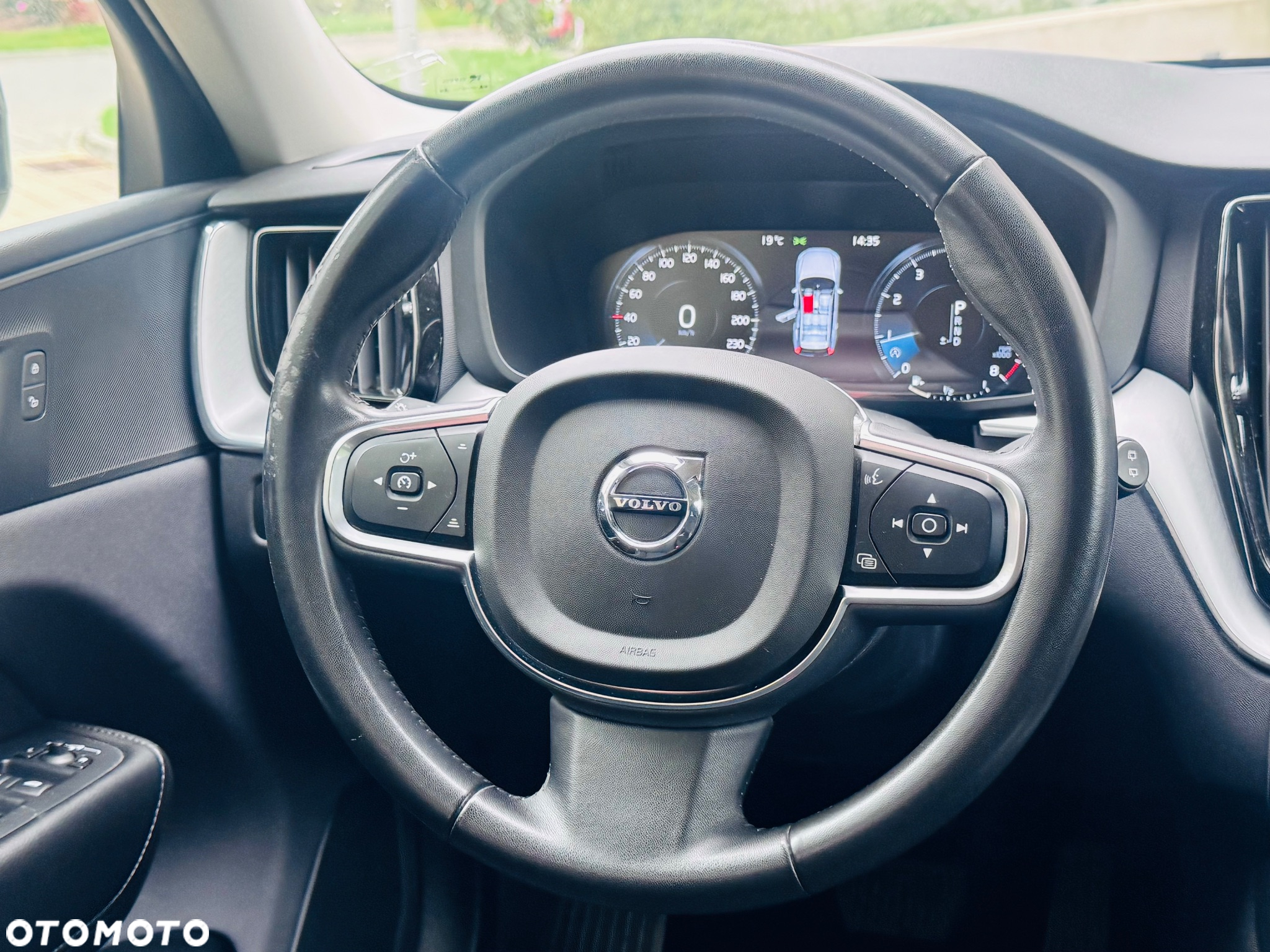 Volvo XC 60 T4 Momentum - 26