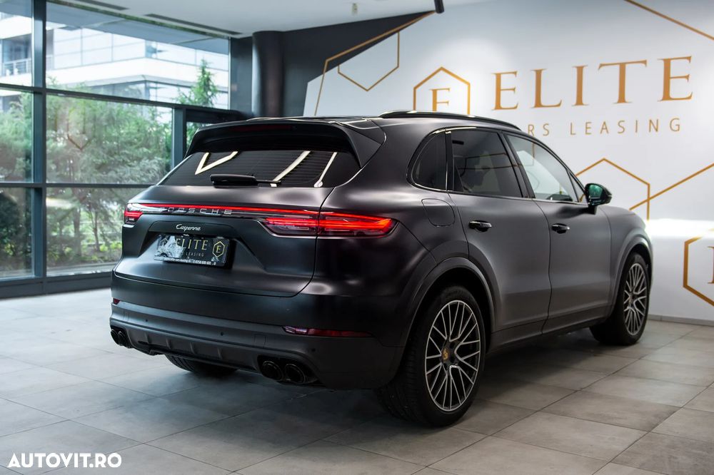 Porsche Cayenne Standard - 11