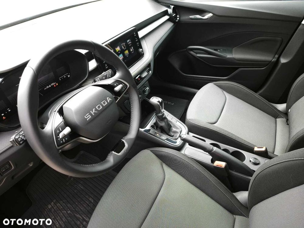 Skoda Fabia 1.0 TSI Selection DSG - 8