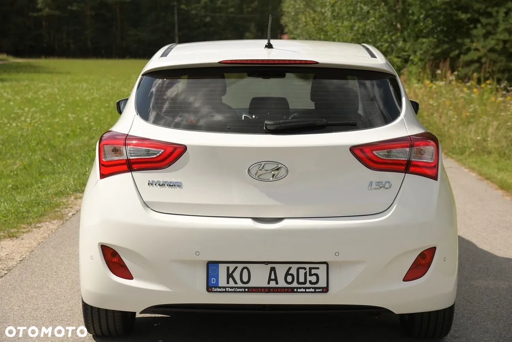 Hyundai i30 1.6 GDI Premium - 6