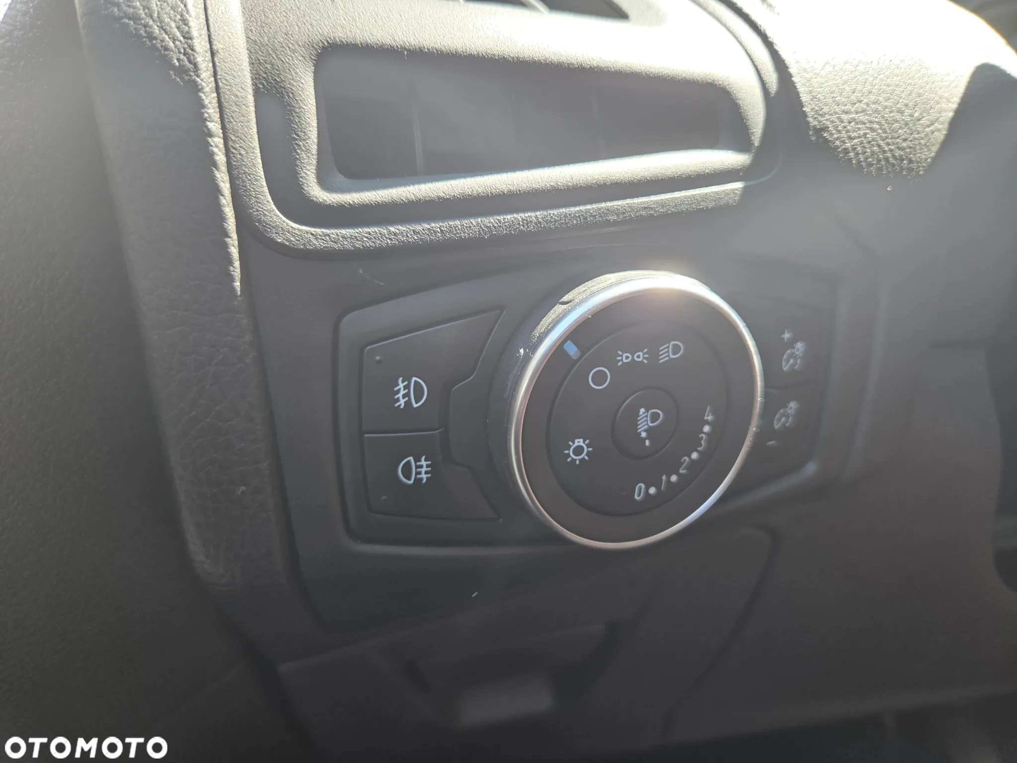 Ford Focus - 11
