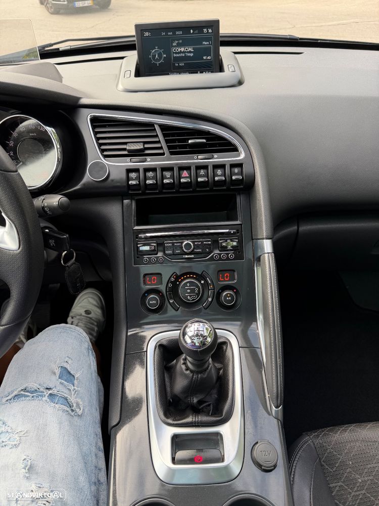 Peugeot 3008 1.6 HDi Style - 22