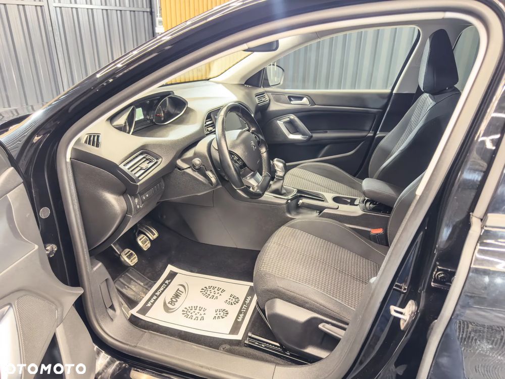 Peugeot 308 PureTech 110 Stop & Start Access - 13