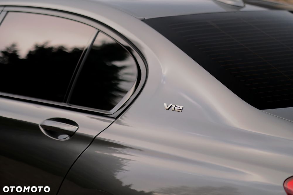 BMW Seria 7 M760Li xDrive V12 Excellence - 16