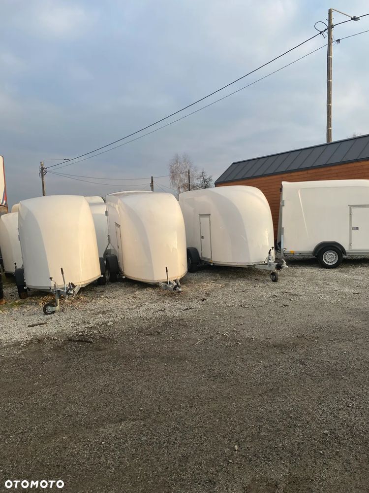 Niewiadów Furgon Niewiadów F1334 z trapem wjazdowym - 6